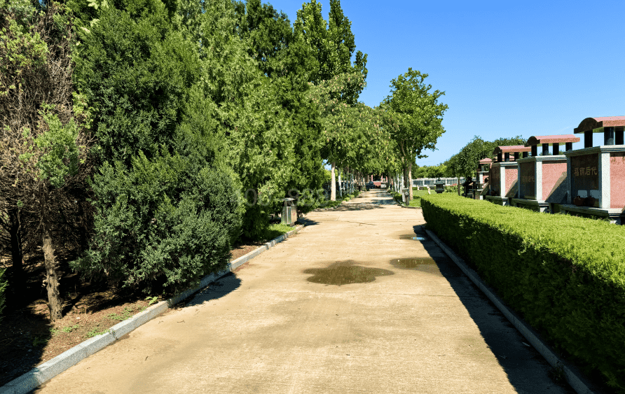 鹤详园公墓环境图
